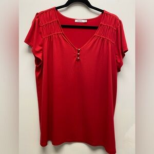 4 for $25 🍒 Ricki's Vibrant Red Short Sleeve Top Size XL